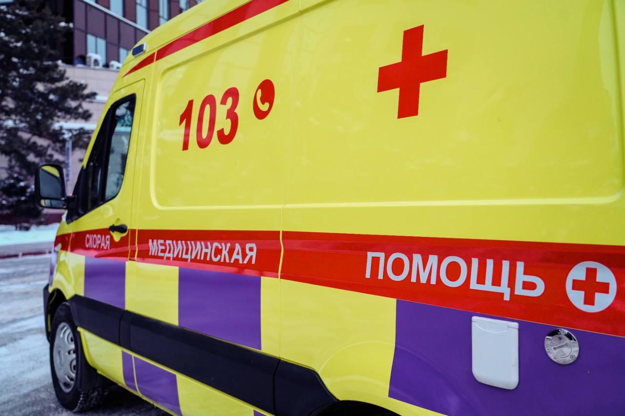 Три человека пострадали в ДТП с грузовым авто в Усть-Каменогорске