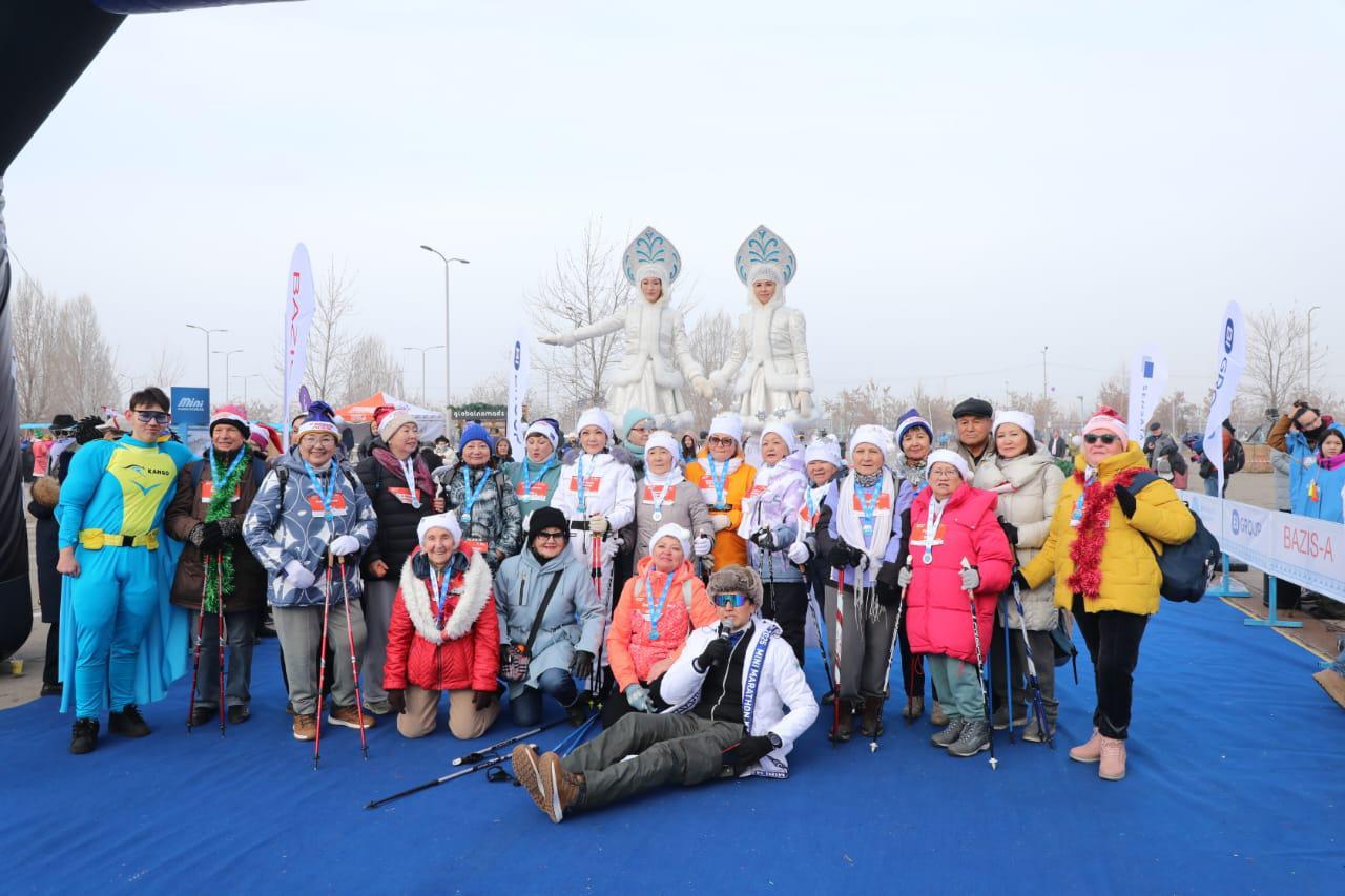 Семейный забег прошел в Алматы