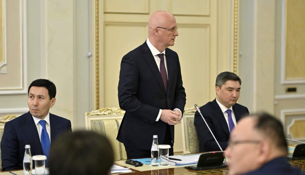 Президент акцентировал внимание на цифровизации в сфере воздушного транспорта