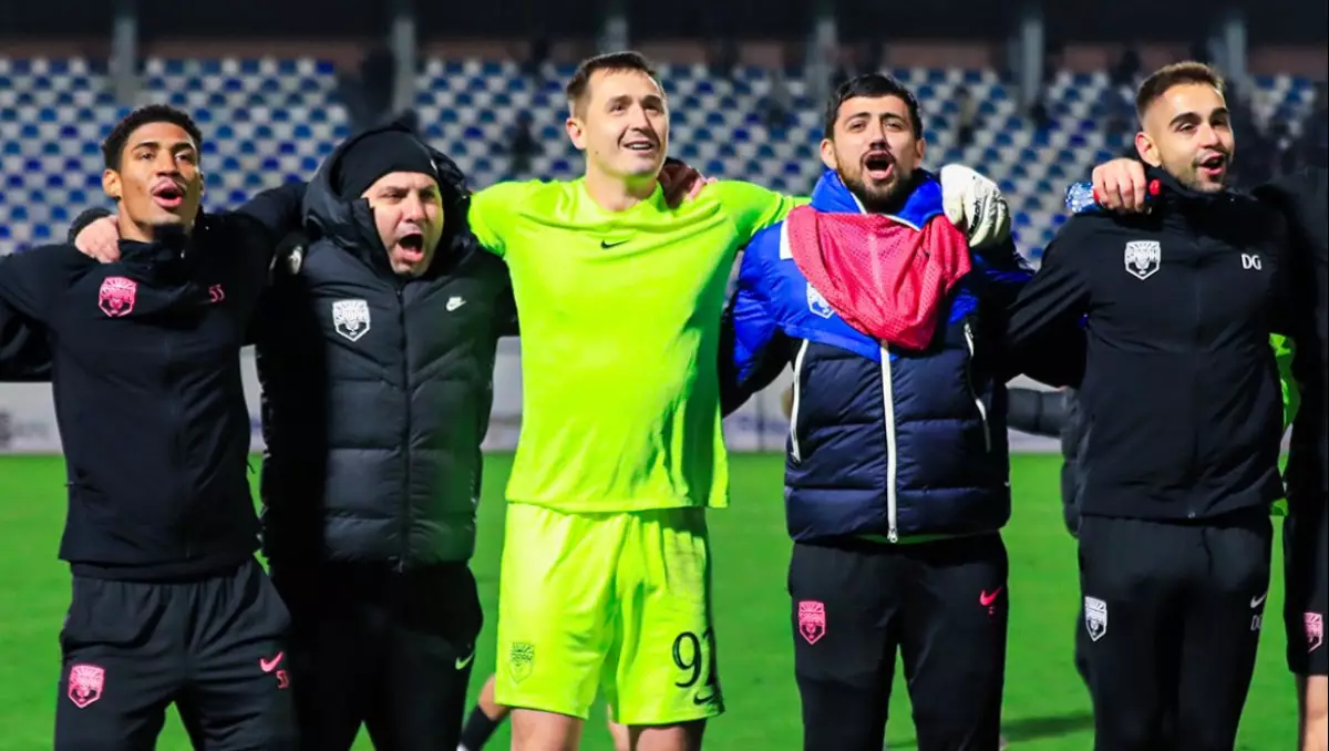 Казахстанский вратарь поучаствовал в победе над клубом-сенсацией Лиги чемпионов