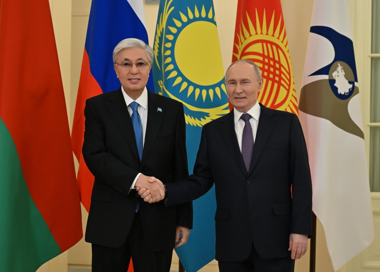 Токаев и Путин встретились в Санкт-Петербурге
