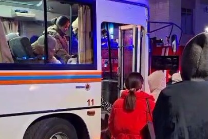 30 человек эвакуировали ночью из горящей многоэтажки в Алматы