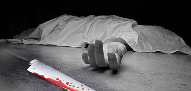 Женщина расправилась с подругой и оставила на теле записку с признанием