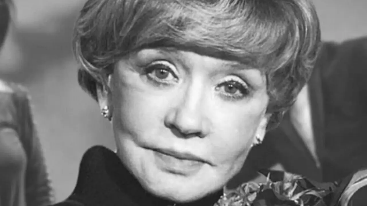 "Москва слезам не верит": ушла из жизни актриса Вера Алентова