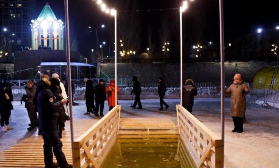 Стало известно время и места крещенских купаний в Астане