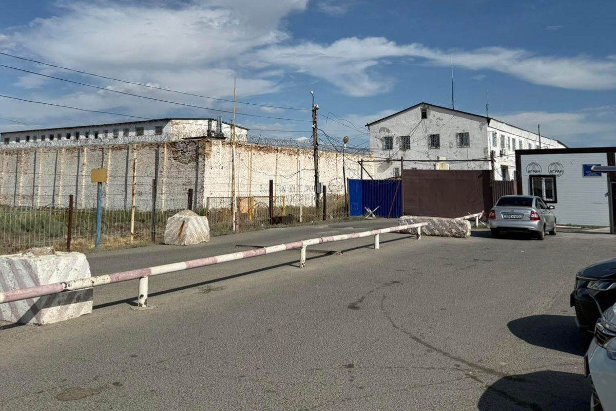 В Атырау по ошибке освободили не того осужденного