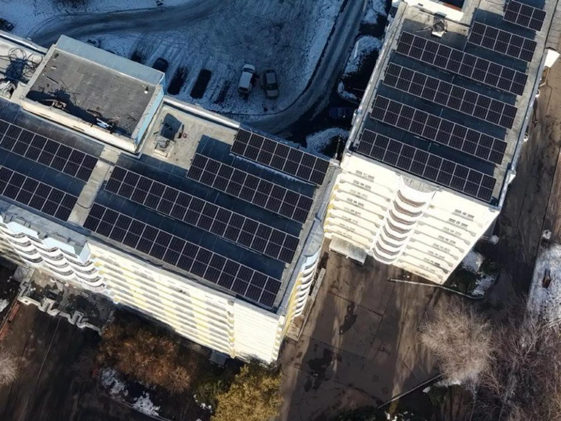 Солнечные панели установили на крыше КазНУ имени аль-Фараби