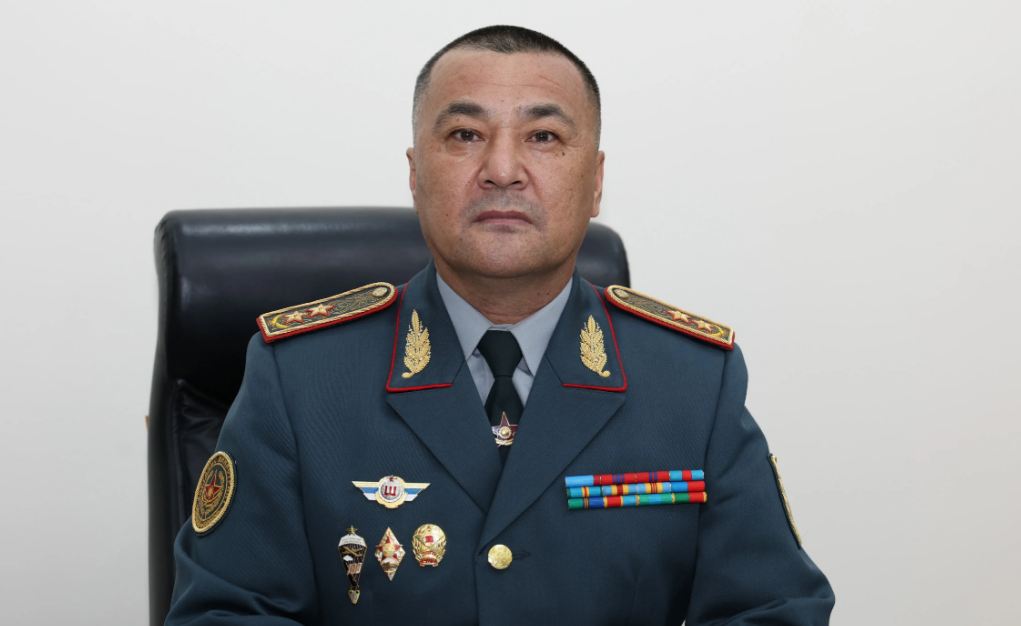 Токаев сменил начальника Генштаба ВС РК