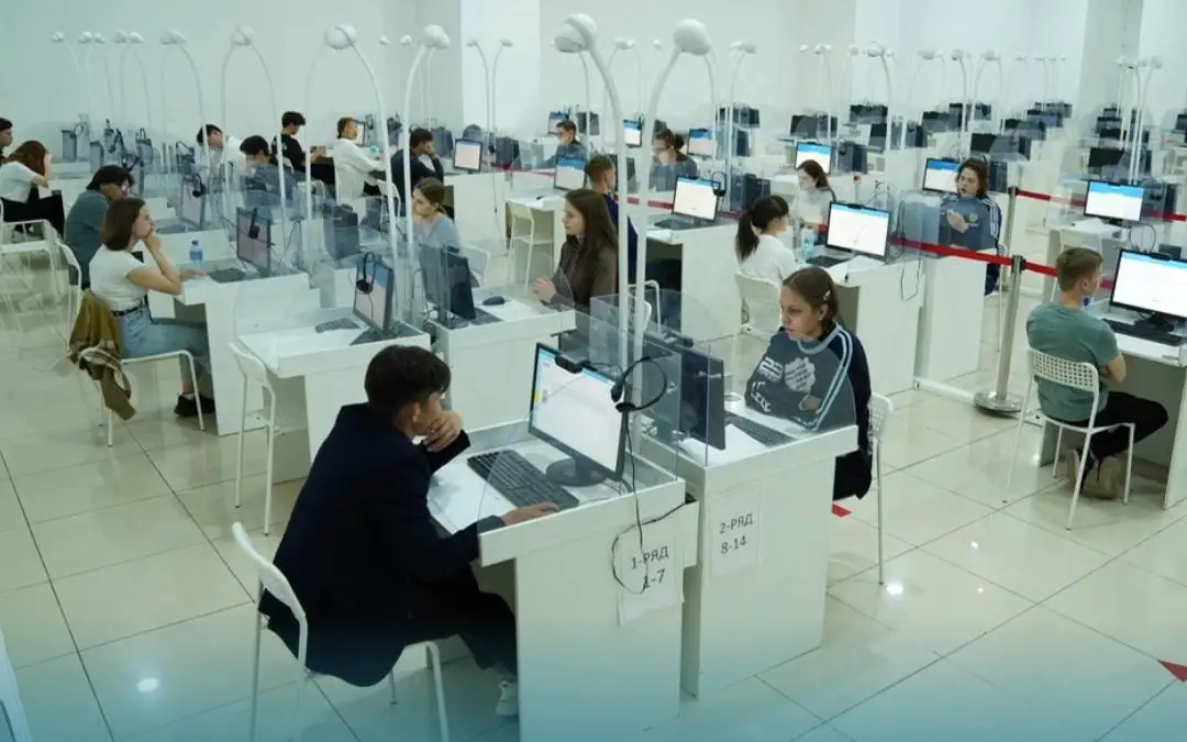 Январское ЕНТ началось в Казахстане