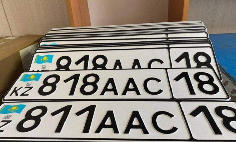 В Казахстане скоро можно будет самостоятельно выбирать номерные знаки для автомобилей