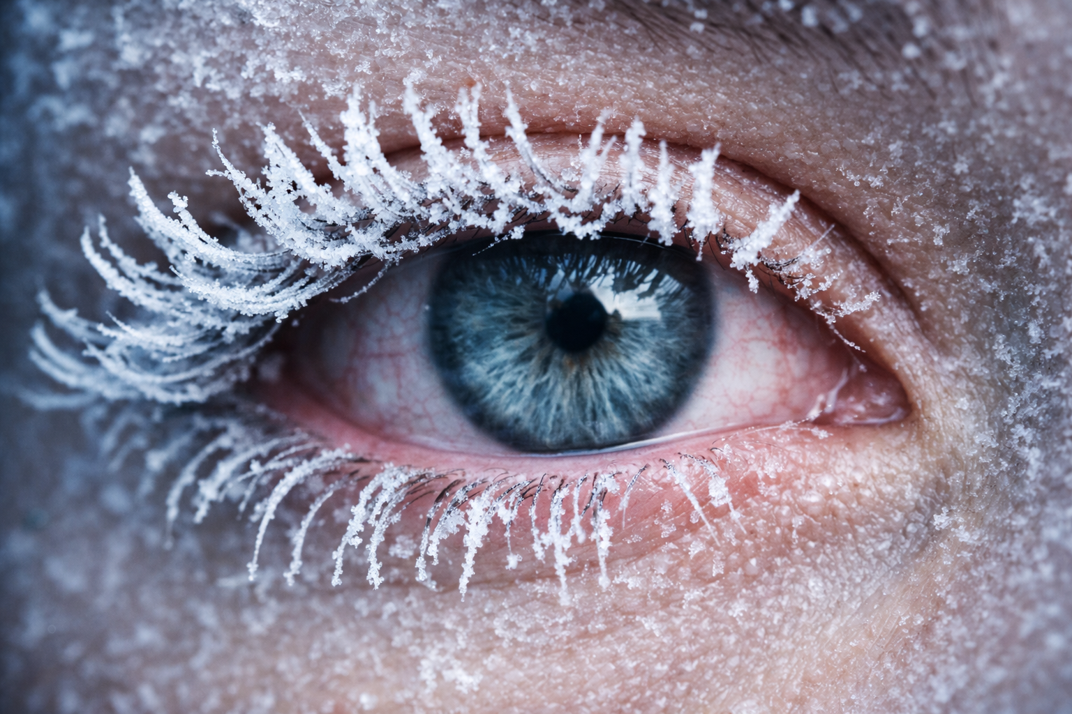 Почему зрение может ухудшаться зимой
