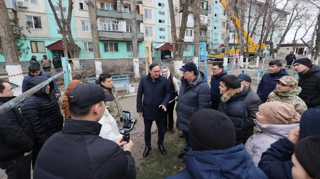 В Таразе объявили ЧС из-за пожара в жилом доме