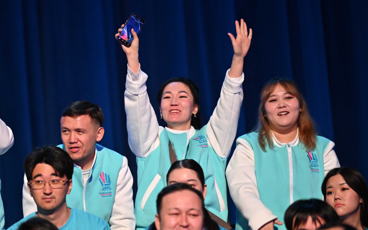 Токаев: «Если в 2020 году в Казахстане насчитывалось 50 тысяч волонтеров, то сегодня их уже 300 тысяч»