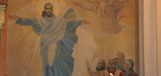 Токаев поздравил православных казахстанцев с Рождеством Христовым