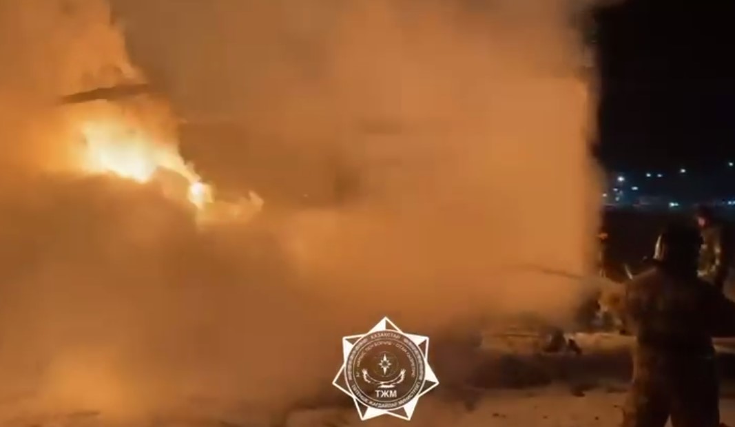 Грузовик взорвался в Астане