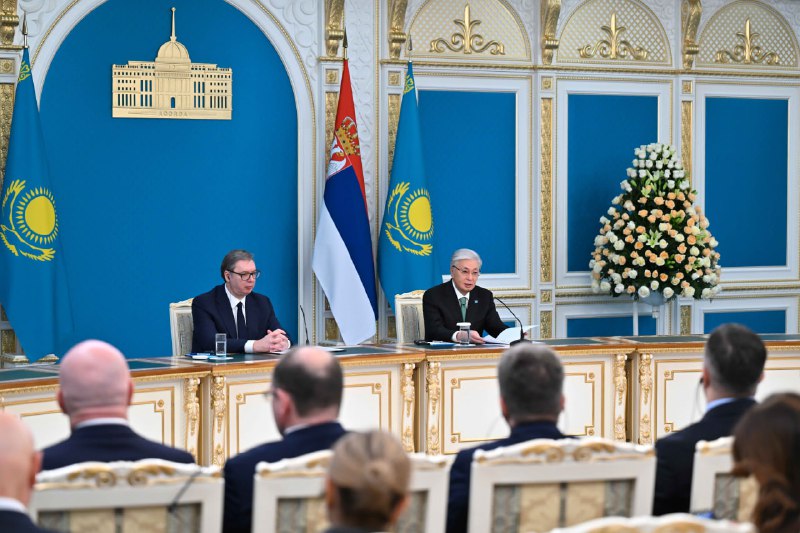 Касым-Жомарт Токаев и Александр Вучич провели брифинг для представителей СМИ
