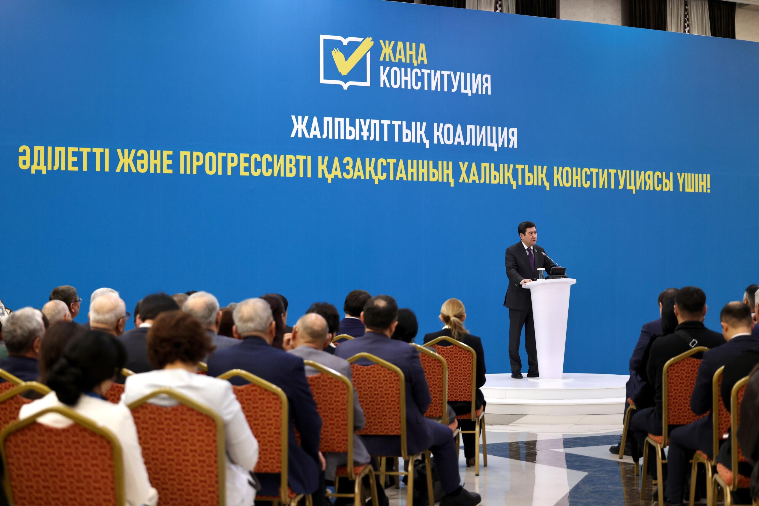 Члены Коалиции за Народную Конституцию провели встречи с жителями Жамбылской области