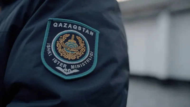 В Астане массово проверяют документы