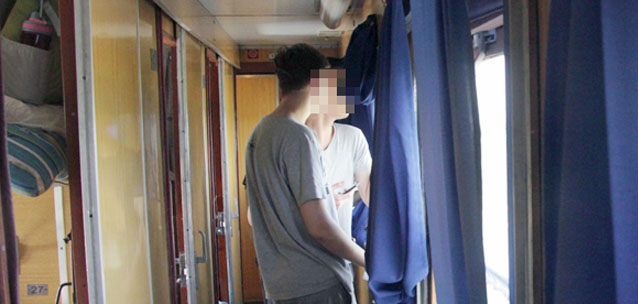 Работники КТЖ устроили в поезде резню - один убит