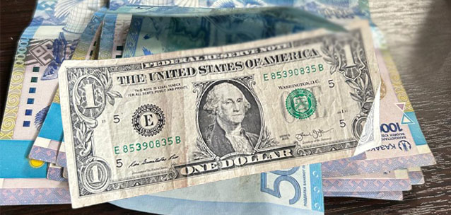 Какой курс тенге обещают эксперты в марте?