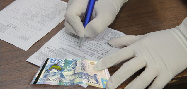 Справка на миллион: как чиновники дают зарабатывать легкие деньги бизнесу на медицине