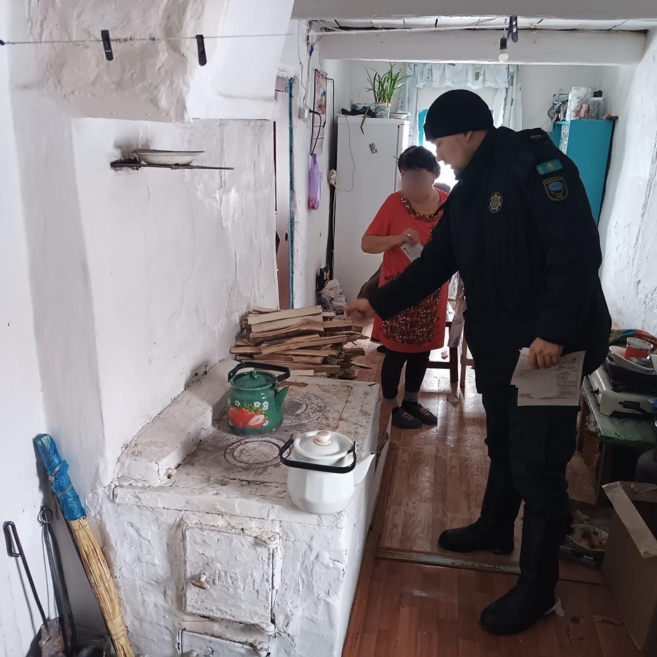 В сильные морозы топите печь осторожно - спасатели