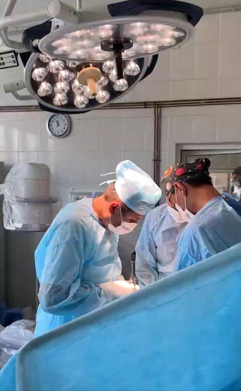 Врачи ЦГКБ Алматы поставили пациента на ноги после ДТП