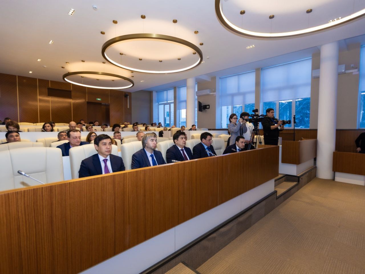 Новая Конституция: права человека, диалог с обществом и обновленные институты власти