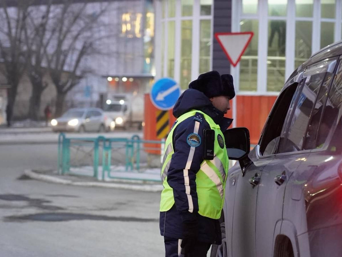 Полицейских перевели на усиленный вариант несения службы в Усть-Каменогорске
