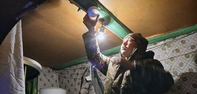 Пожары из-за беспечности: почему в ВКО спасатели сами ремонтируют печи и проводку в домах?