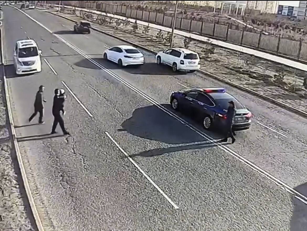 Полицейские помогли вернуть четырехлетнего ребенка родителям в Актау