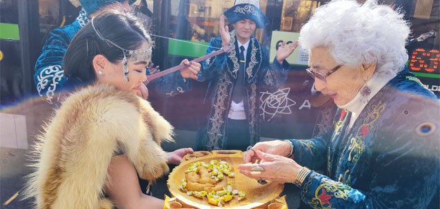 Наурыз без билетов: студенты поздравили пассажиров прямо в автобусах