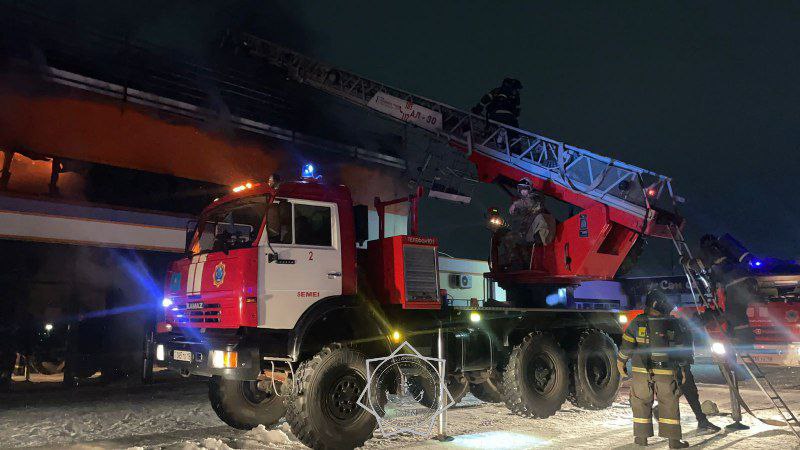 Детский центр горит в Семее