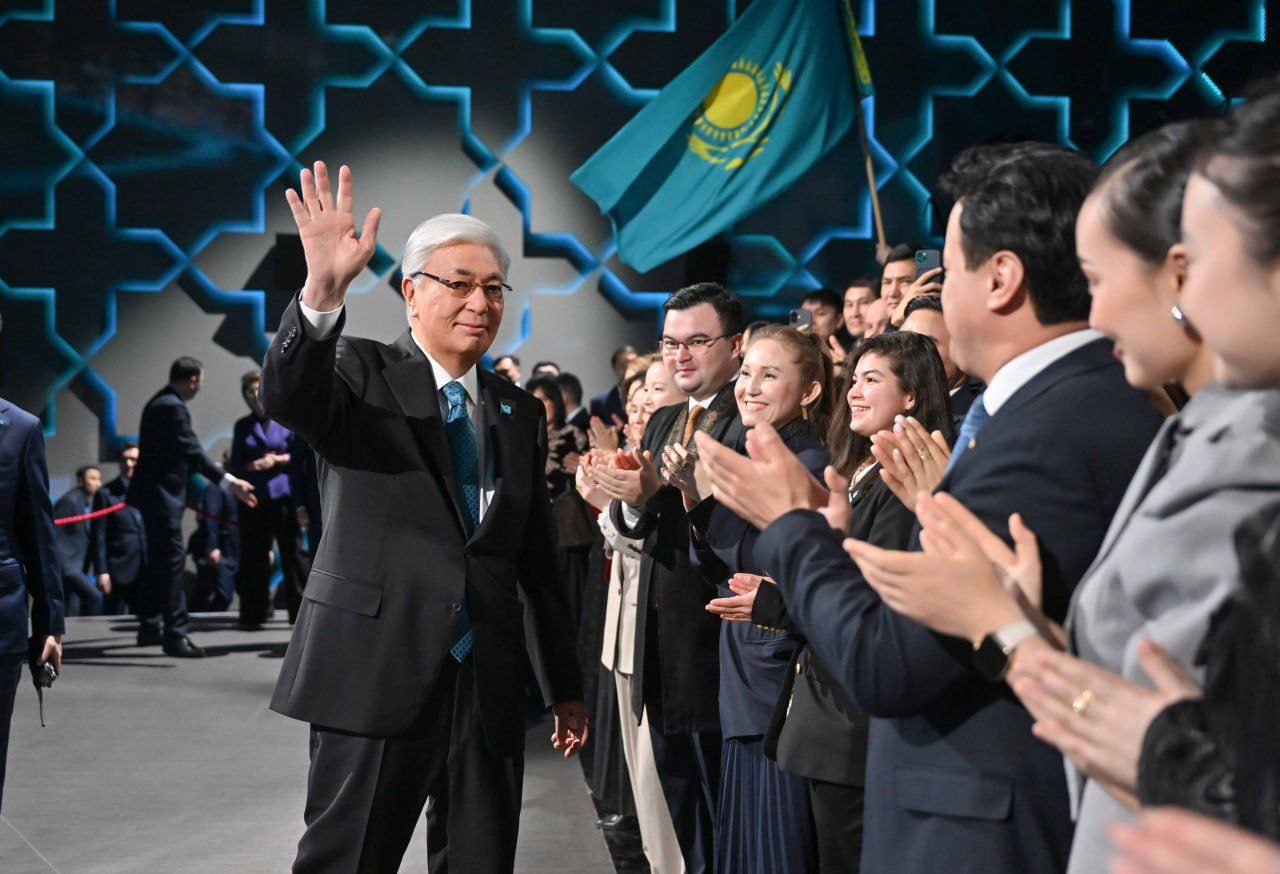 Президенты иностранных государств поздравили Токаева с проведением референдума