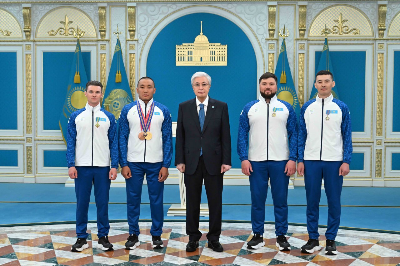 Касым-Жомарт Токаев вручил Ерболу Хамитову орден «Барыс» ІІІ степени