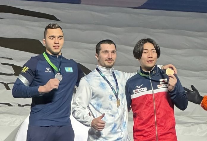 Казахстанский гимнаст завоевал серебряную медаль на этапе Кубка мира