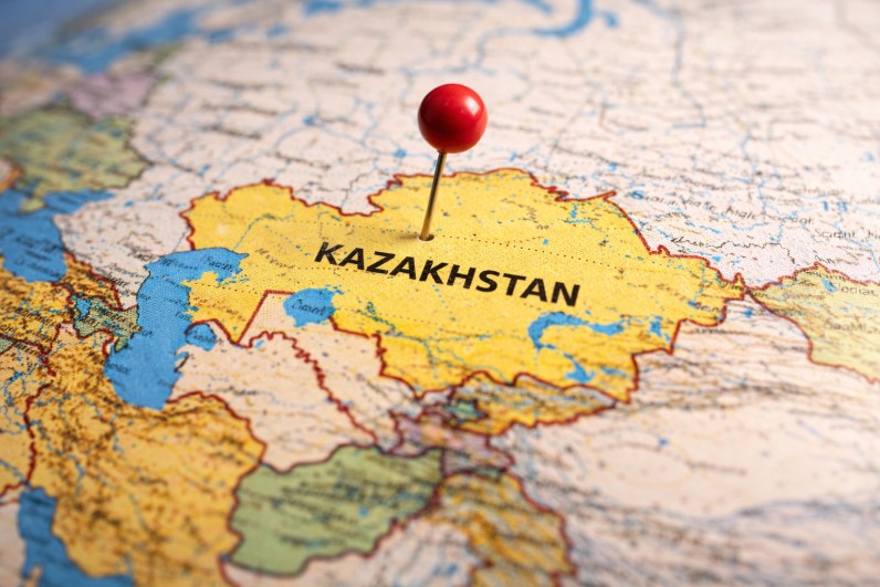 Конституционные реформы и новая роль Казахстана в Евразии. Эксперт по международным отношениям Грег Саймонс о геополитике, институциональной устойчивости и стратегическом позиционировании страны
