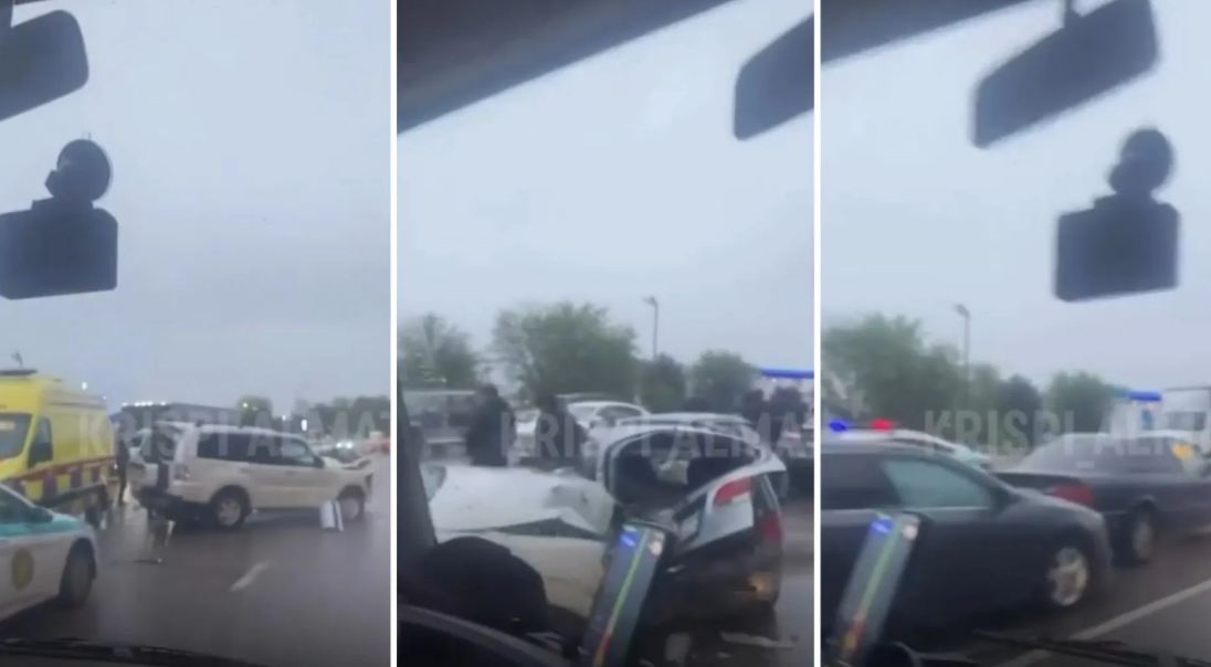 В Алматинской области на Кульджинском тракте произошло массовое ДТП