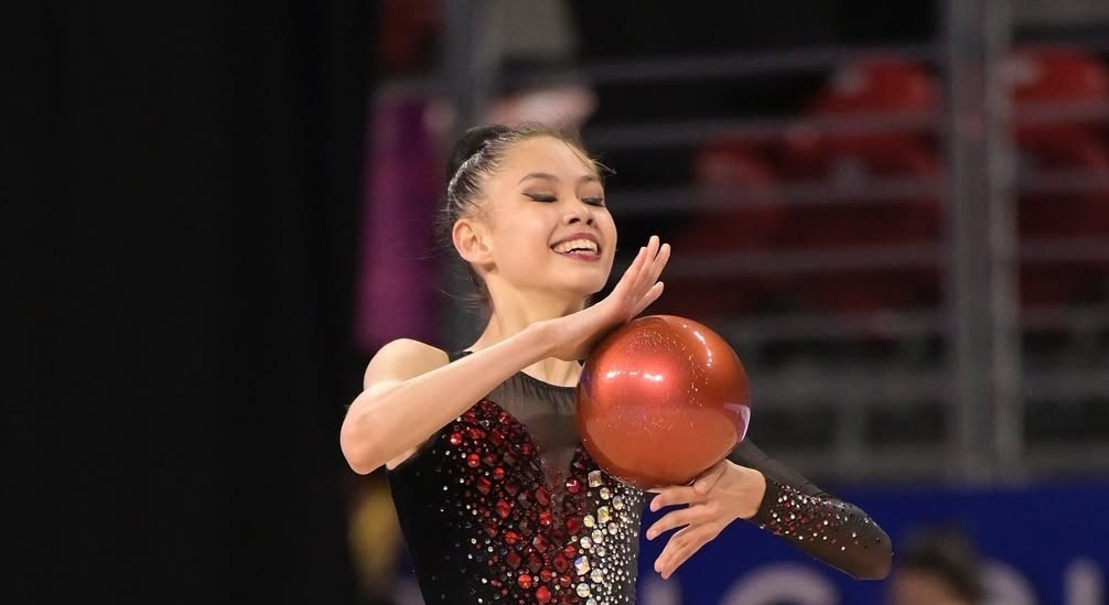 Гимнастка Акмарал Ерекешева завоевала бронзовую медаль на Гран-при во Франции