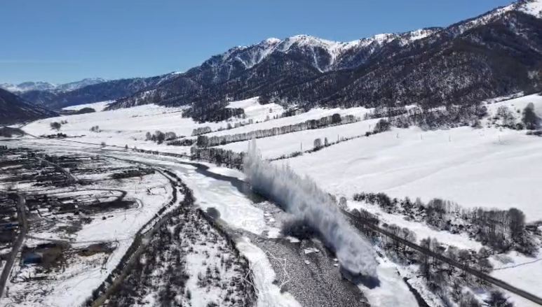 В ВКО на реке Бухтарма в Катон-Каргайском районе провели взрывные работы