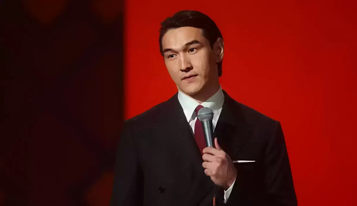 Власти Молдовы запретили концерты казахстанского комика Нурлана Сабурова