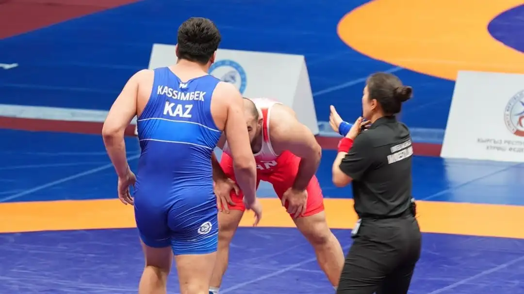 Сотворил историю, устранил лидера-олимпийца: что известно о новом герое казахстанской борьбы