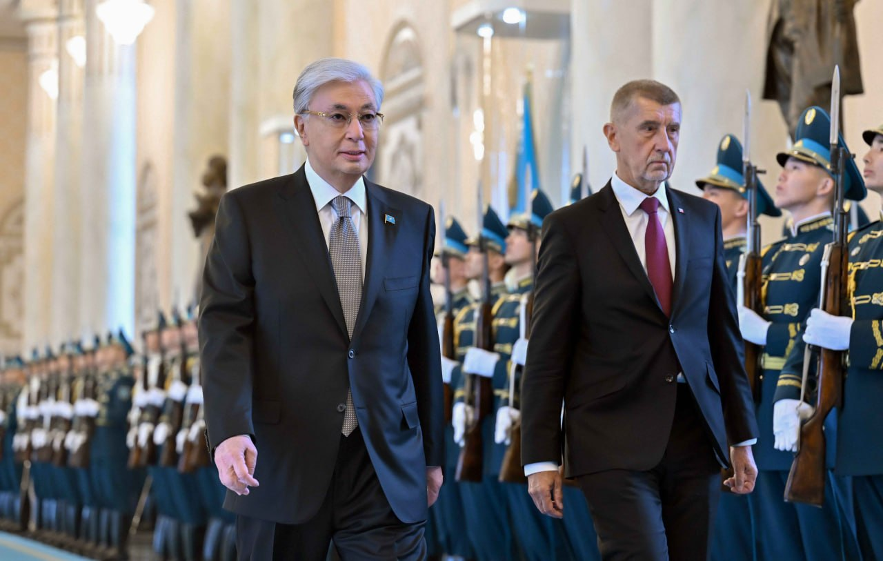 Токаев встретил премьер-министра Чехии