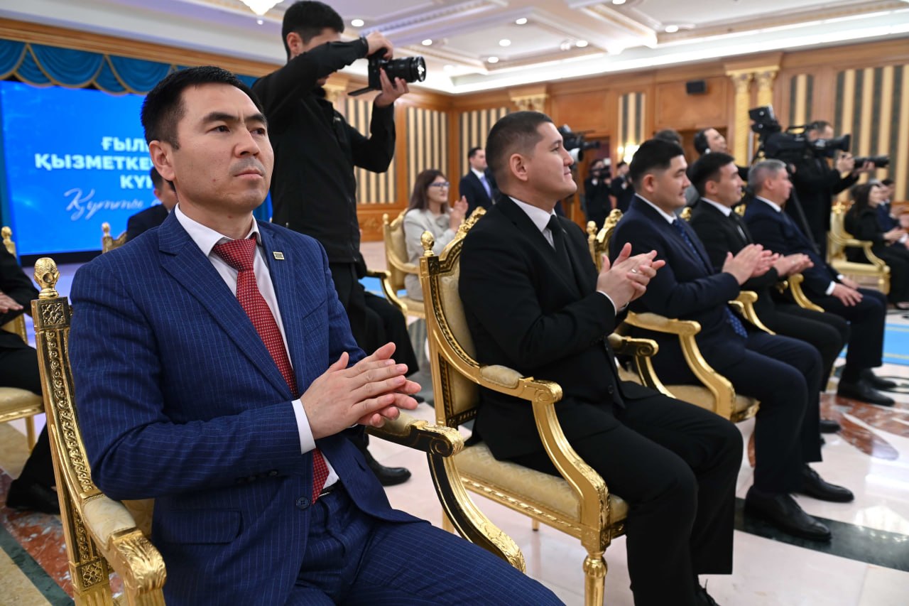 Президент предложил учредить орден «Аль-Фараби»