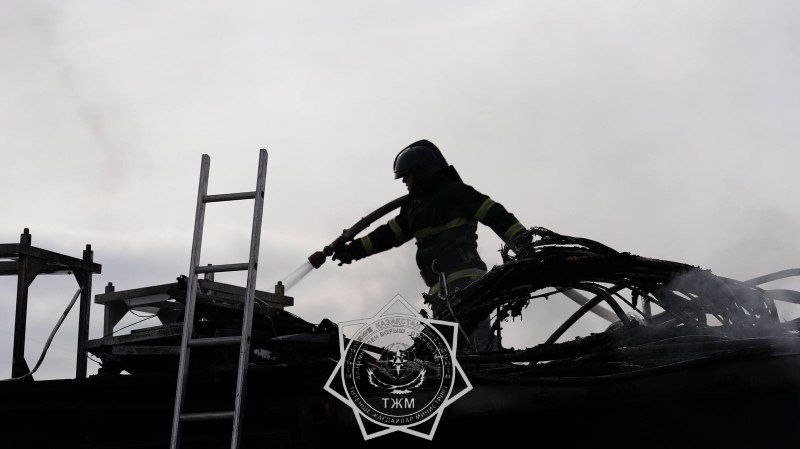 В МЧС высказались о пожаре в Астане, где погибли три ребенка