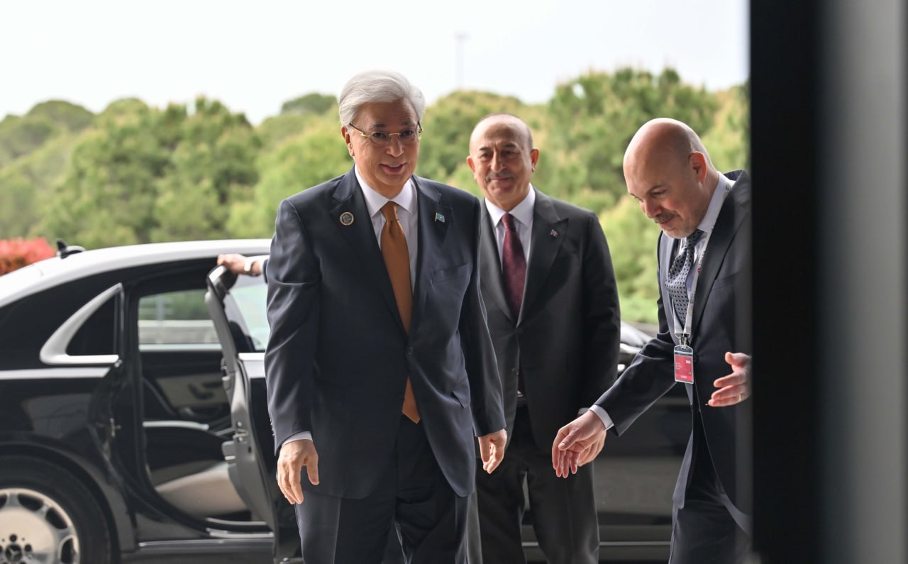 Глава государства принял участие в панельной сессии Анталийского дипломатического форума