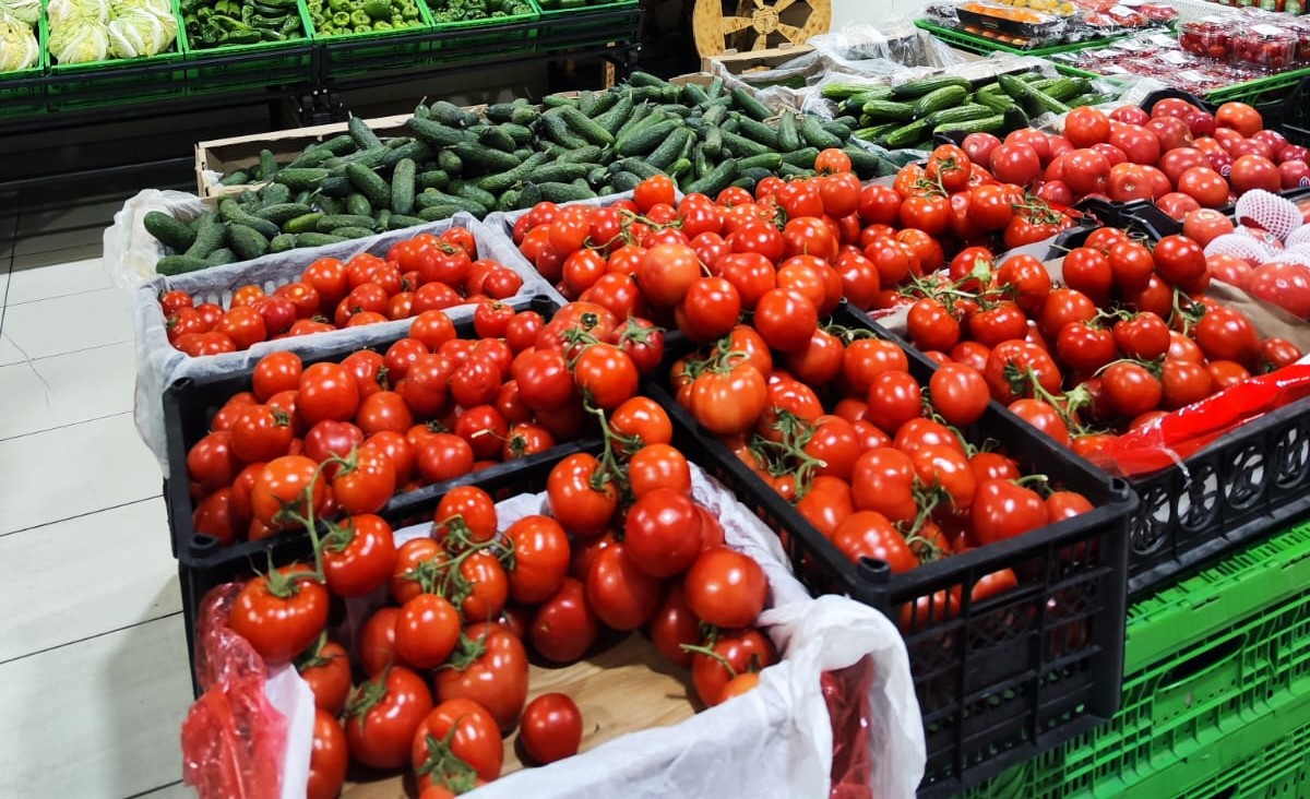 Владельцев трех магазинов наказали за завышение цен в области Абай