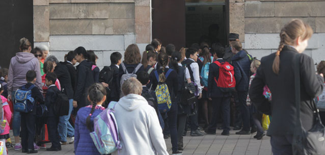 Рост зарплат на 250% не помог: учителя получают меньше, чем средний казахстанец