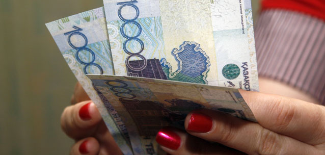 Жительница Семея заплатит штраф в размере 86 500 тенге за пост Инстаграме