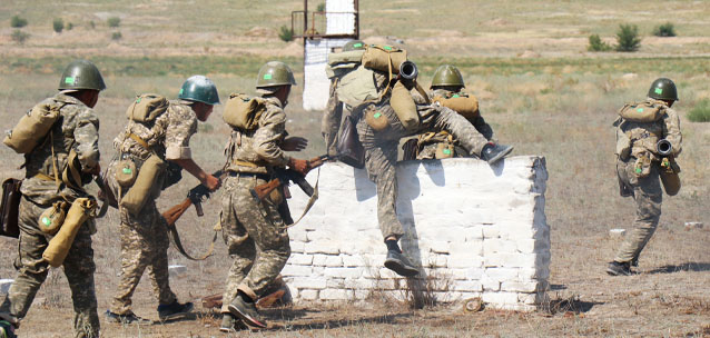 Могут ли отменить в Казахстане призыв на срочную службу?